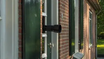 2020-04 Maandopdracht - Binnen (blijven) - Joke Landman